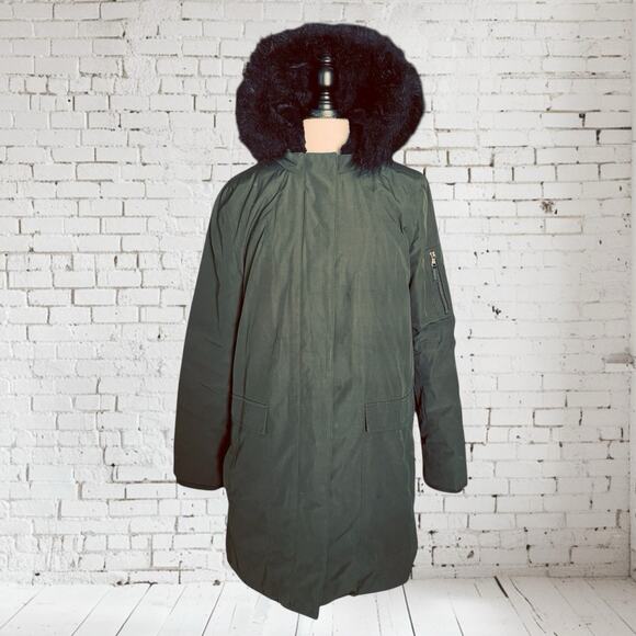 Bass Parka Puffer Jacket Sz XL Womens Olive Down Quilted Black Faux Fur Hood - Picture 1 of 12
